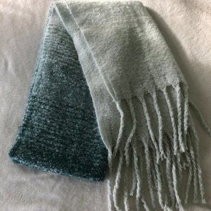 NWOT Mer-Sea & Co Teal Ombre Scraf Wrap